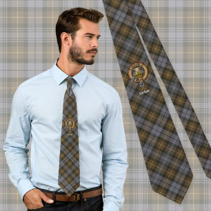 Clans Gordon-vapen över väderbiten tartan Slips