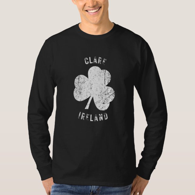 Clare Ireland Vintage Shamrock Distressed Look   T Shirt (Framsida)
