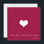 Claret Red & White Minimalist Wedding-inbjudan Inbjudningar<br><div class="desc">Hela texten om denna minimalistiska kallblodiga och vita bröllopsinbjudan är helt anpassade. Om du vill ha ett mer minimalistiskt utseende kan du även ta bort hjärtbilden. Citatet på fronten lyder: "Där det finns kärlek finns det liv." Du kan dock använda spelar ingen roll citat som du vill. Ändra det med...</div>