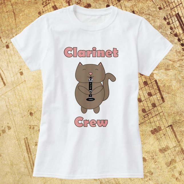 Clarinet Crew Cat Funny Brown Rosa T Shirt (A shirt with a brown cat playing the clarinet with the words clarinet crew in pink.)