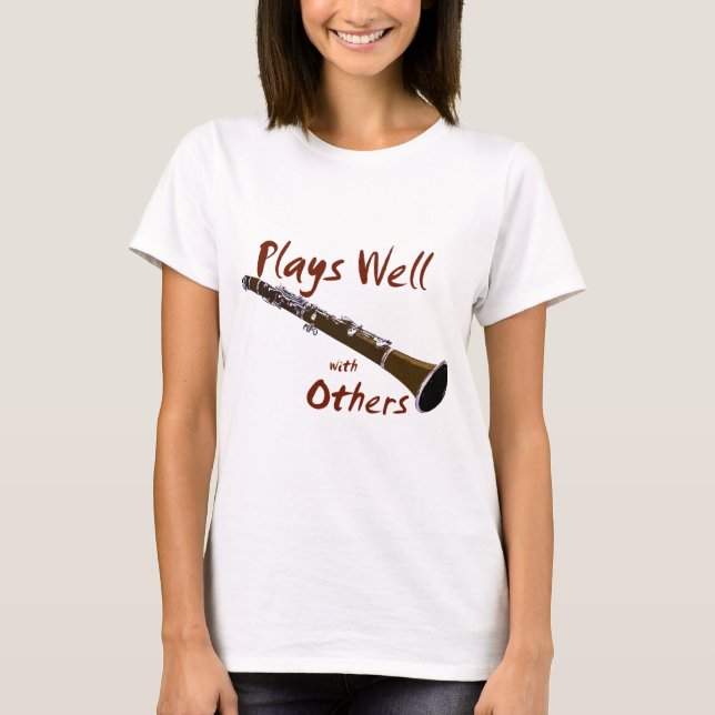 Clarinet spelar bra med andra t-shirt (Framsida)