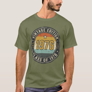 Class of 1976 Retro Sunset Stripes Distressed  T Shirt