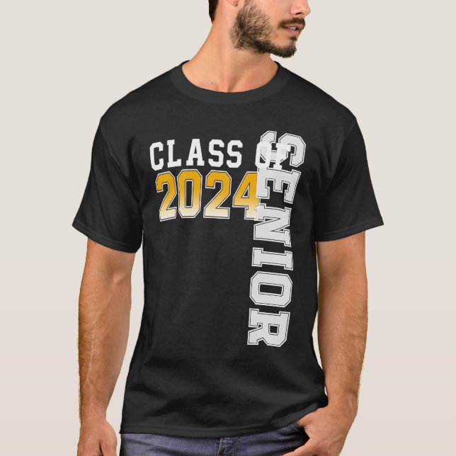Class of 2024 Senior 24 High School Graduation T Shirt (Framsida)