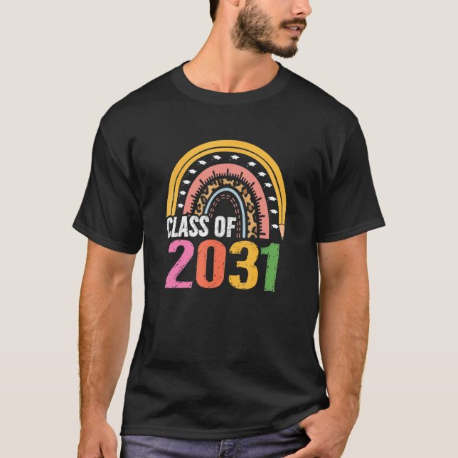 Class Of 2031 Rainbow First Last Day Graduation Gr T Shirt (Framsida)