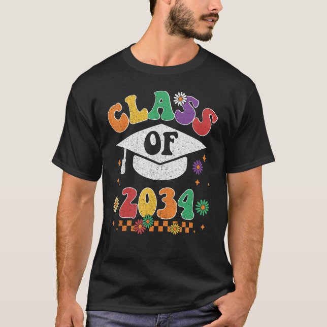 Class Of 2034 Grow With Me Pre K Graduate Groovy R T Shirt (Framsida)