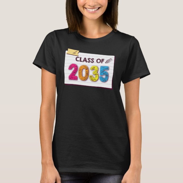 Class Of 2035 Grow With Me Graduation First Day Of T Shirt (Framsida)