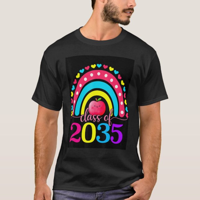 Class Of 2035 Grow With Me Graduation First Day Ra T Shirt (Framsida)