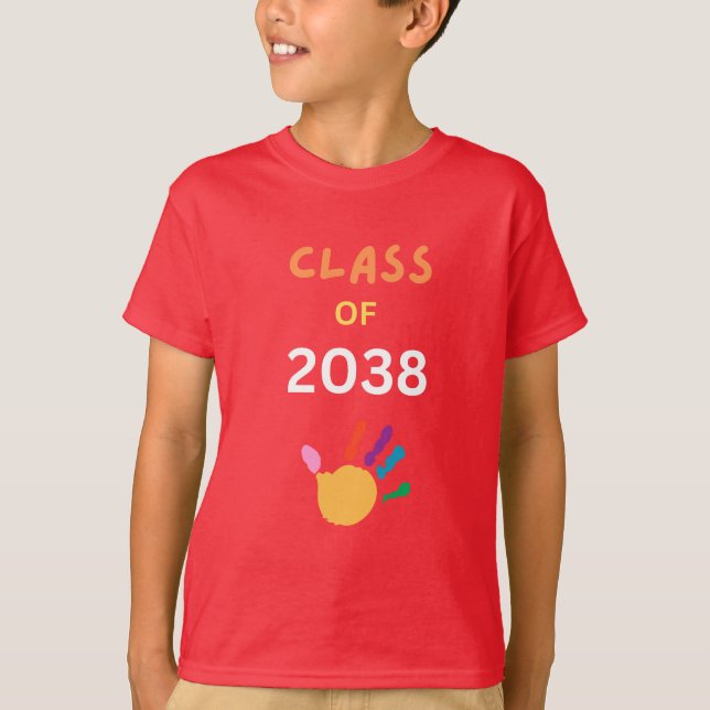 Class of 2038 with fingerpaint t shirt (Framsida)