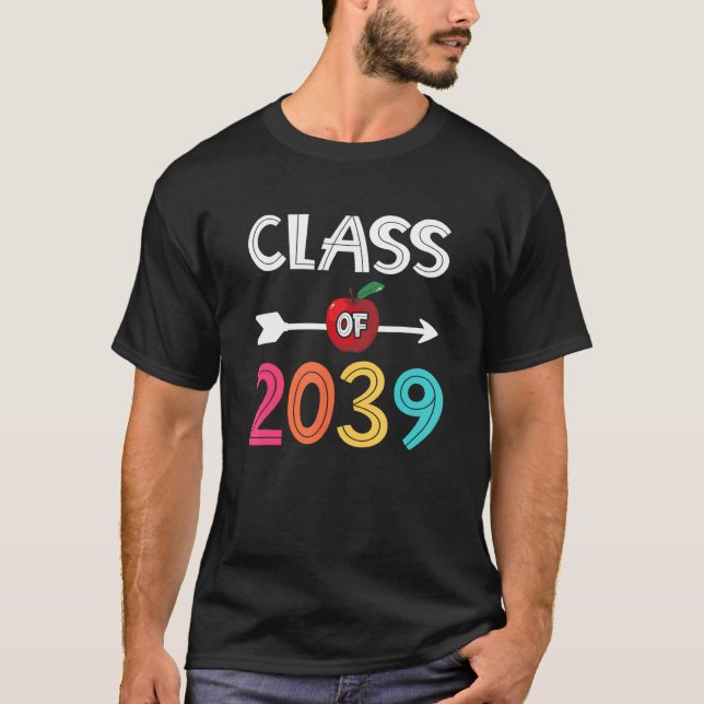 Class Of 2039  Pre K Graduate Preschool Graduation T Shirt (Framsida)