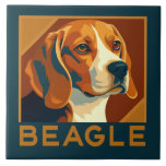 Classic Beagle Porträtt Retro Stil Kakelplatta<br><div class="desc">Fläckbeagelillustration i varma,  feta reflexer,  där rasens namnteckning soulful ögon,  flytande öron och tricolor jackar. Perfekt för beagle älskare,  hundentusiaster och fläkt av klassisk hund art stilar.</div>