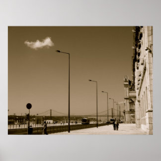 Classic Black and White City Street i Lissabon Poster