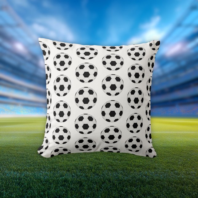 Classic Black and White Soccer Ball Pattern Kudde (Skapare uppladdad)