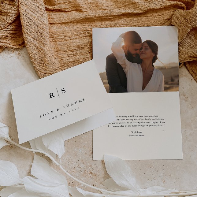 Classic Black & Ecru Monogram Bröllop Photo Tack Kort (Skapare uppladdad)