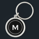 Classic Black Monogram Rund Silverfärgad Nyckelring<br><div class="desc">Personlig Classic Black Monogrammed Keychain Monogram Initial Black White. Perfekt som helgdag,  familjeåterförening,  tack för marskalkar och gåva vid särskilda tillfällen.</div>