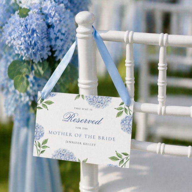 Classic Blue Hydrangea Wedding Reserved Seat Card Inbjudningar (Skapare uppladdad)