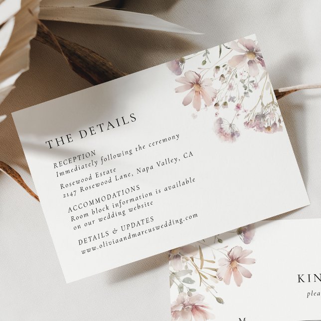 Classic Blush Floral Wedding Details Tilläggskort (Romantic blush floral wedding details card with modern classic layout and airy neutral styling)