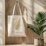 Classic Boho  Wildblomma Bridesmaid Tote Bag Tygkasse<br><div class="desc">Den här klassiska boho  vildblommans brud till väskan är perfektens bröllop-gåva för att presentera dina brudtärnor och maid of honor för ett modernt bröllop. I designen visas snygga och elegant vattenfärgs,  rosa,  multifärgad,  vilda blommor som är snyggt placerade i attraktiva buketter.</div>