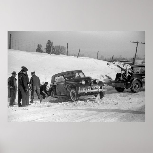 Classic Car Wreck, 1940 Poster (Framsidan)