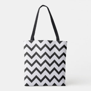 Classic Chevron Tote in Crisp White and Black Tygkasse