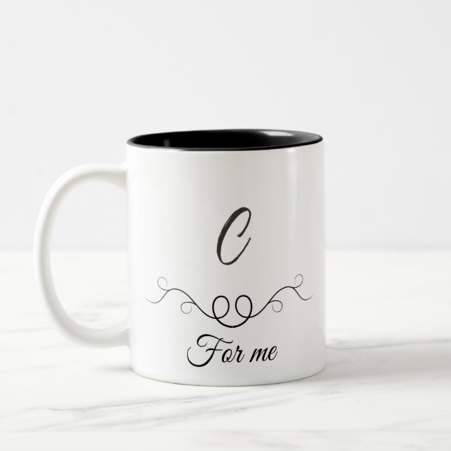 Classic Coffee Mug – Elegant Design for Everyday  Två-Tonad Mugg (Vänster)