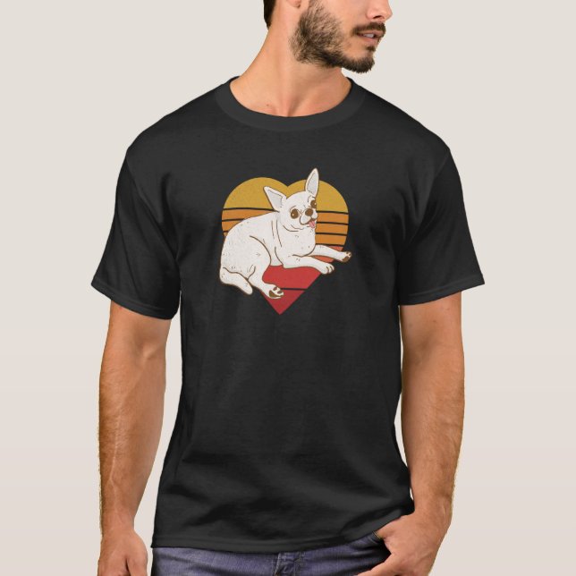 Classic Cute Chihuahua T Shirt (Framsida)
