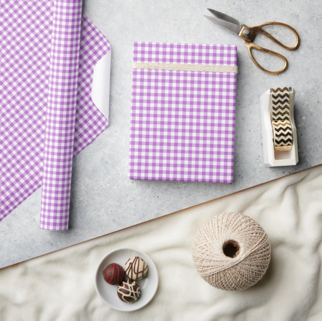 Classic Gingham Orchid Lila Presentpapper (Hantverk)