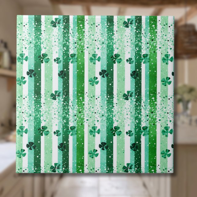 Classic Green White Vertical Stripes Shamrocks Kakelplatta (Skapare uppladdad)
