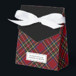 Classic Helgdag Red Tartan Gift Presentaskar<br><div class="desc">Den här charmerande presentlådan med en klassisk röd tjärtan i mönster är perfekt till jul eller tillfälle. På framsidan finns en etikett med texten "Handmade with kärlek by" och ditt namn. Den här lådan är perfekt för små presenter,  favoriter eller hemgjorda behandlingar.</div>