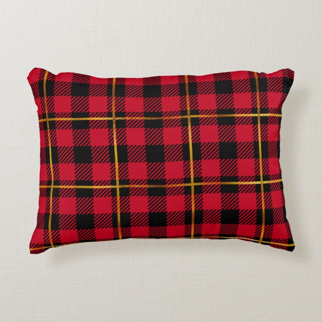 Classic Holiday Plaid – Cozy Christmas Pillow  Prydnadskudde (Framsidan)
