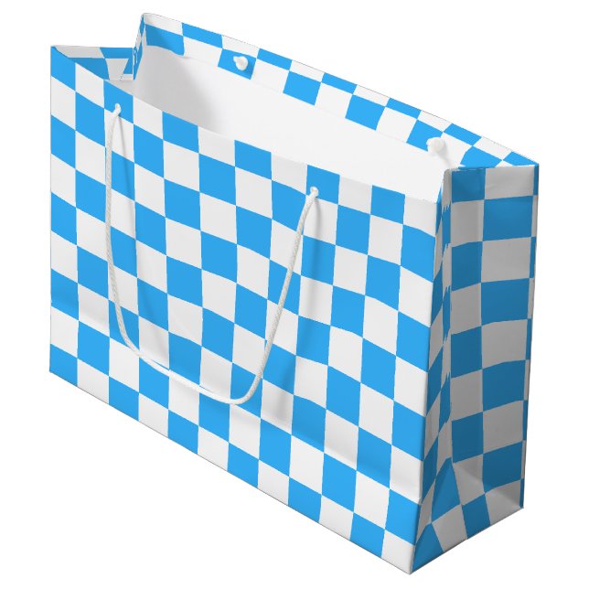 Classic light blue checkerboard  (Framsidan Vinklad)