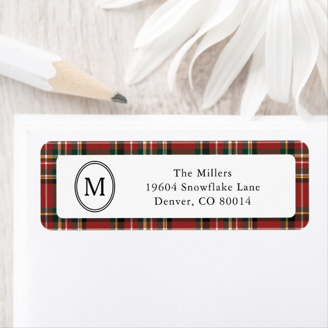 Classic Monogram Red Plaid Christmas Address Returadress Etikett (Insitu)