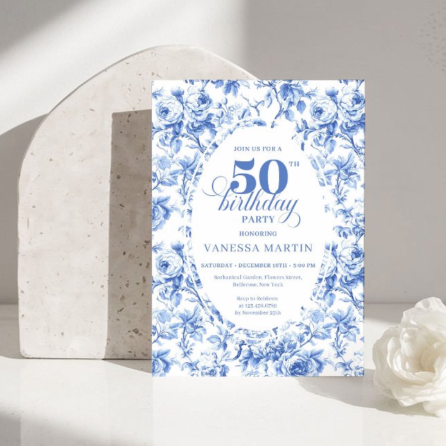 Classic Navy Blue Toile Roses 50th Birthday Invite Inbjudningar (Classic Navy Blue Toile Rose 50th Birthday Invitation)