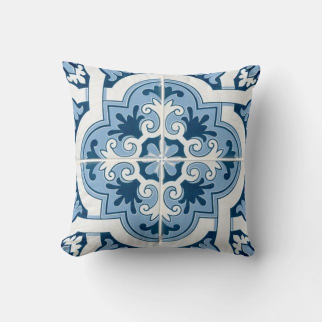 Classic Portuguese  Blue and White Mediterranean P Kudde (Framsida)