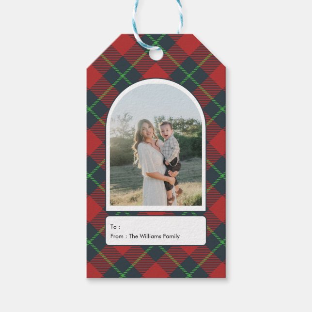 Classic Red and Green Plaid Family Photo Holiday Presentetikett (Framsidan)