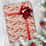 Classic Santa Hat Holly Novelty Rosa Roligt jul Presentpapper<br><div class="desc">Roligt julbalar med en handmålad klassisk julhatt,  grönt holly och rödbär på en baksida av rosan i bleken för den nostalgiska delen av helgdag stollig. Originalkonst av Malissa Melrose.</div>