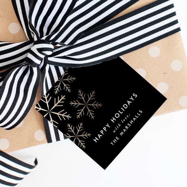 Classic Snowflake Faux Foil Helgdag Gåvor Etiketter (Elegant black and gold snowflakes modern christmas holiday gift tags.)