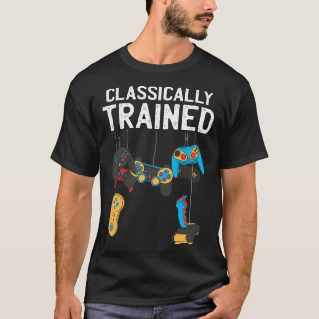 Classically Trained Retro Video and Computer Gamin T Shirt (Framsida)