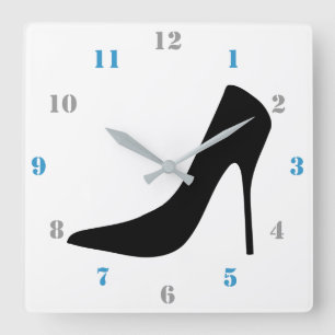 CLASSY BLACK HEEL MED NUMMER FYRKANTIG KLOCKA