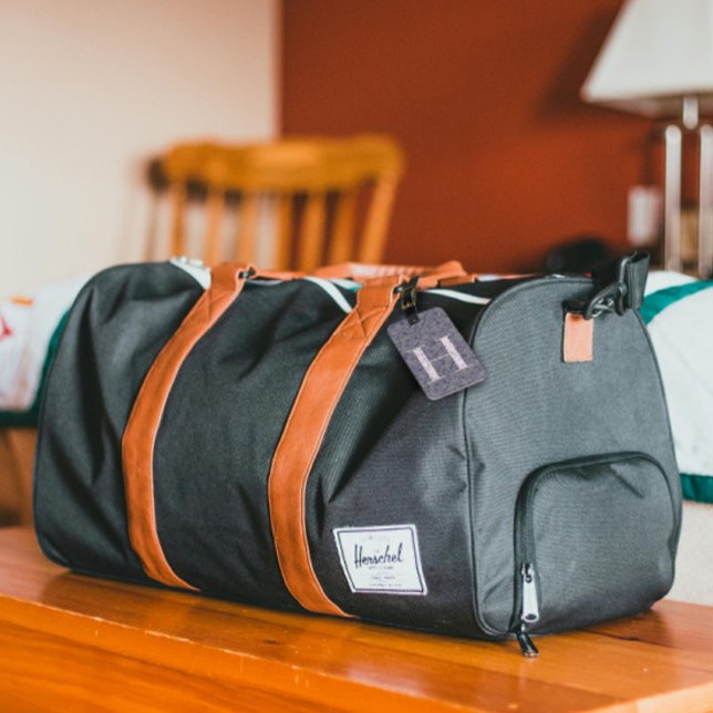 Classy Blommigt Monogrammed Brev H mörk lila Bagagebricka (Skapare uppladdad)