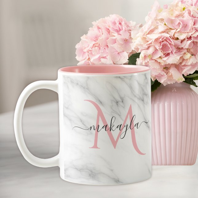 Classy Girly Luxury Marble Design Namn Monogram Två-Tonad Mugg (Skapare uppladdad)