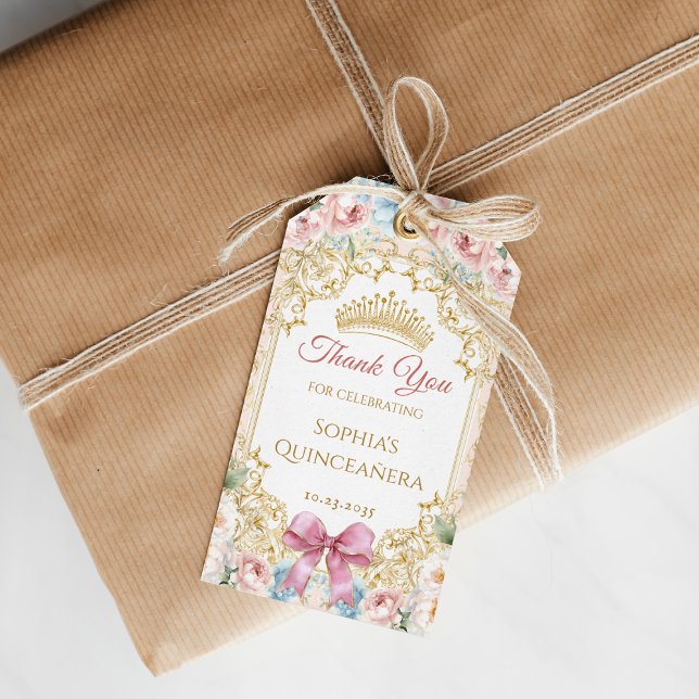 Classy Krona Rosa Bow Blommigt Quinceanera Presentetikett (Classy Crown Pink Blue Floral Quinceanera Gift Tags)