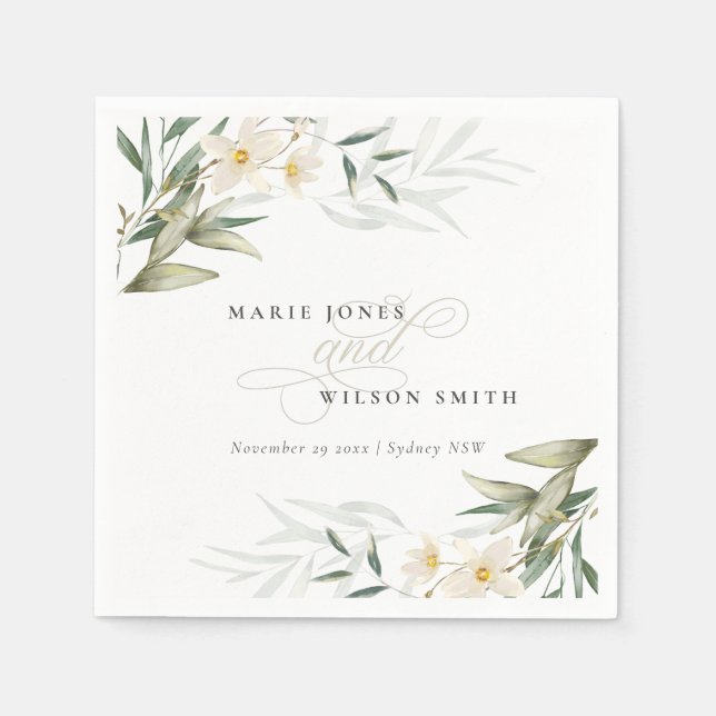 Classy Rustic White Greenery Blommigt Bunch Bröllo Pappersservett (Framsidan)