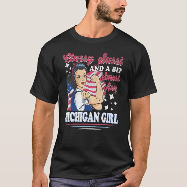 Classy Sassi och en lite smart Assi Michigan Girl T Shirt (Framsida)