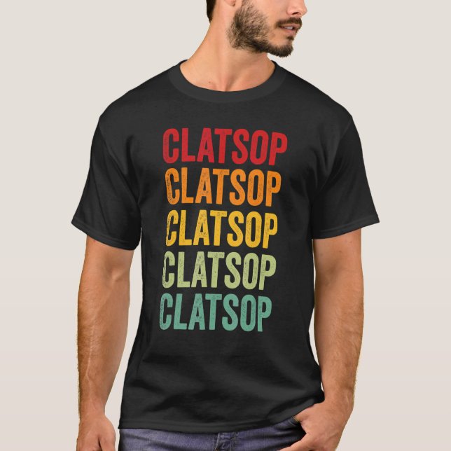 Clatsop County Oregon Rainbow Text Design T Shirt (Framsida)