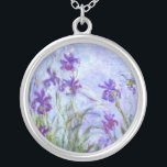 Claude Monet - Lilac Irises / Iris Mauves Silverpläterat Halsband<br><div class="desc">Lilac Irises/Iris Mauves - Claude Monet,  1914-1917</div>