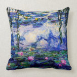 Claude Monet-Vatten-Liljar Kudde<br><div class="desc">Konstmästerverk av Claude Monet (1840 - 1926) som presenterar hans populärt,  landskap målningnäckrosor som baseras på variationer av blått,  grönt och lilor. Det gör en elegant att kudde för fläktar av Claude Monet.</div>