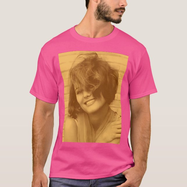 Claudia Cardinale i Orange T Shirt (Framsida)