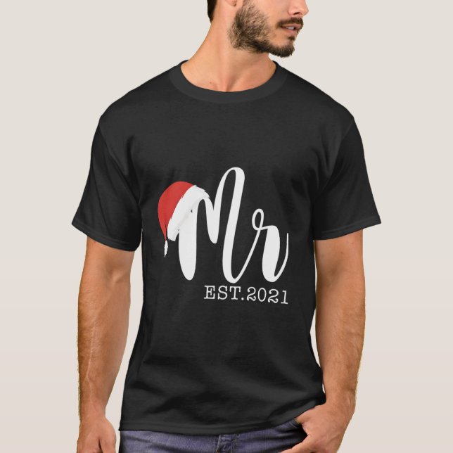 Claus Mrs. Claus Est2021 T Shirt (Framsida)