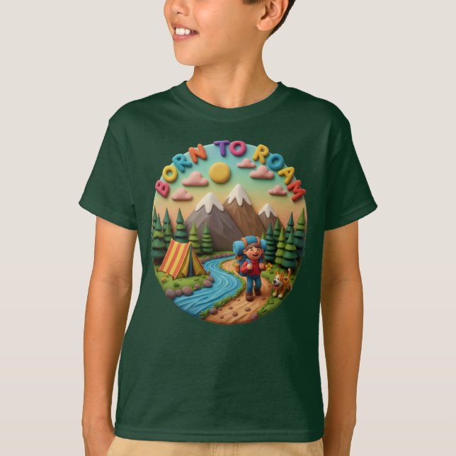 Clay Art “Born to Roam” Camping Adventure Scene T Shirt (Framsida)