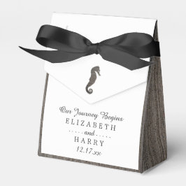 Clay Seahorse Beach Wedding Presentaskar